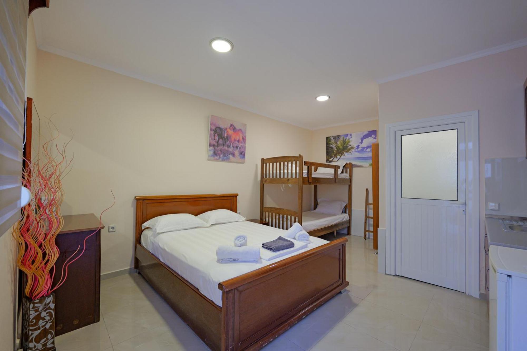 Cozy Veranda Kristian - Free Parking Ксамил Екстериор снимка